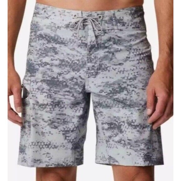 Columbia PFG Offshore II Mens Sz 40 Grey camo Board Shorts Fishing Swim UPF 50 - Picture 7 of 9